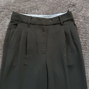 Aritzia The Effortless Pant - Crepette